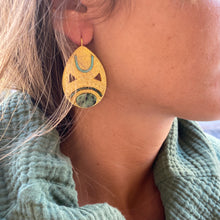 Load image into Gallery viewer, Boucles d'Oreilles MEI MM en Rubis Zoisite