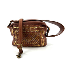 Charger l'image dans la galerie, Petit Sac en Cuir Camel et Clous Plats Bicolores