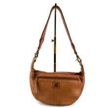 Charger l'image dans la galerie, Sac Banane en Cuir Ocre et Clous Plats Bicolores