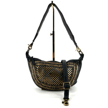 Charger l'image dans la galerie, Sac Banane en Cuir Noir et Clous Plats Bicolores