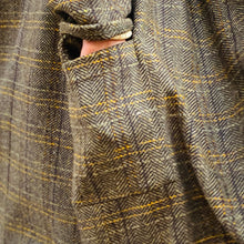Load image into Gallery viewer, Manteau PAUL en Tweed Kaki et Noir