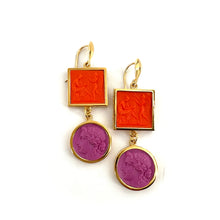 Load image into Gallery viewer, Boucles d'Oreilles en Plaqué Or et Résine Orange et Violet