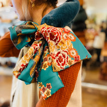 Load image into Gallery viewer, Col Fausse Fourrure Lagon / Prairie