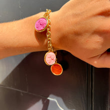 Load image into Gallery viewer, Bracelet en Plaqué Or à Pampilles en Résine Violet, Rose et Orange