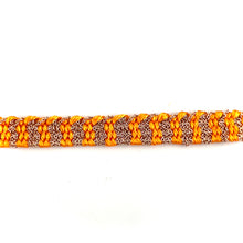 Load image into Gallery viewer, Bracelet Tissé en Fil de Satin Orange et Chaine en Plaqué Or