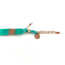 Load image into Gallery viewer, Bracelet Gourmette Tissé en Fil de Satin Turquoise et Chaine en Plaqué Or