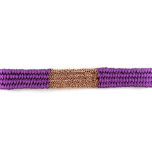 Load image into Gallery viewer, Bracelet Gourmette Tissé en Fil de Satin Violet et Chaine en Plaqué Or