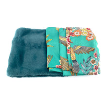 Load image into Gallery viewer, Col Fausse Fourrure Lagon / Prairie