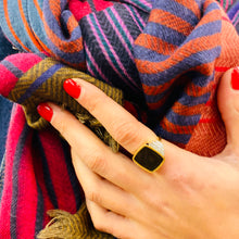 Load image into Gallery viewer, Bague KARA en Onyx Texturé