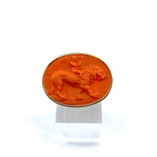 Load image into Gallery viewer, Large Bague en Plexiglas et Résine Orange Motif Lion