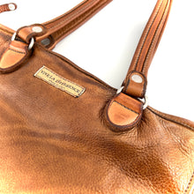 Charger l'image dans la galerie, Sac OUTDOOR en Cuir Caramel