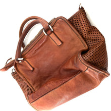 Charger l'image dans la galerie, Sac ALGHERO en Cuir et Cuir Perforé Caramel