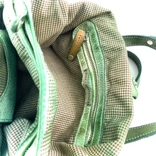 Charger l'image dans la galerie, Sac RE EDITION en Cuir Perforé Vert