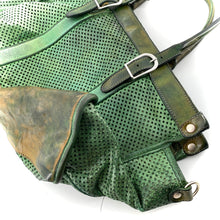 Charger l'image dans la galerie, Sac AMALFI en Cuir Perforé Vert
