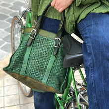 Charger l'image dans la galerie, Sac AMALFI en Cuir Perforé Vert
