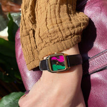 Charger l'image dans la galerie, Montre PRIMA PANACHE Fuschia Bracelet Cuir Noir