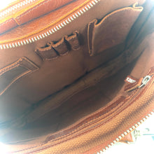 Charger l'image dans la galerie, Cartable en Cuir Camel