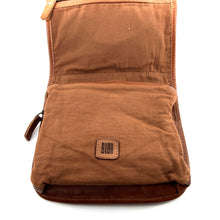 Charger l'image dans la galerie, Trousse / Trousse de Toilette en Cuir Camel