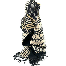 Load image into Gallery viewer, Étole Alpaga Noire Doublée Foulard Miel