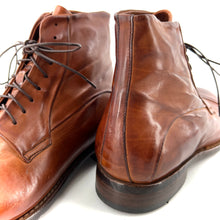 Load image into Gallery viewer, Chaussure Lacets Montante en Cuir Camel Veiné

