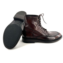Load image into Gallery viewer, Chaussure Lacets Montante en Cuir Tabacco
