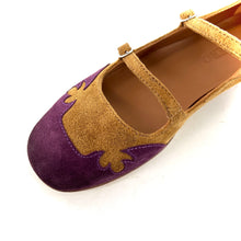 Load image into Gallery viewer, Ballerine Double Bride en Daim Sable et Violet
