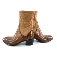 Charger l&#39;image dans la galerie, Boots Talon Trotteur en Cuir Sughero Tige Haute en Cuir Stretch

