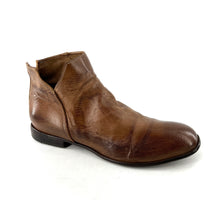 Charger l'image dans la galerie, Boots Zippé Arrière en Cuir Patiné Fango
