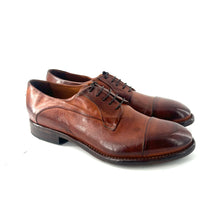 Load image into Gallery viewer, Derby en Cuir Cognac Veiné
