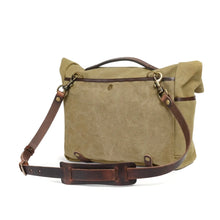Charger l'image dans la galerie, Sac Musette GASTON en Toile Kaki Stonwashed
