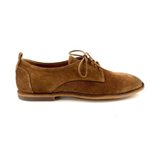 Load image into Gallery viewer, Derby Ultra-Souple en Daim Cognac

