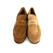 Load image into Gallery viewer, Mocassin Ultra-Souple en Daim Beige
