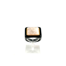 Load image into Gallery viewer, Large Bague en Acétate Noire Cabochon Quartz Blanc Serti Plaqué Or
