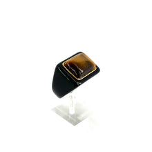 Load image into Gallery viewer, Large Bague en Acétate Noire Cabochon Oeil de Tigre Serti Plaqué Or
