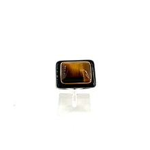 Load image into Gallery viewer, Large Bague en Acétate Noire Cabochon Oeil de Tigre Serti Plaqué Or
