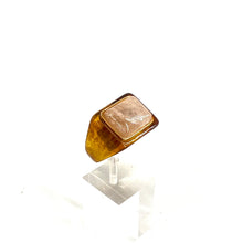 Load image into Gallery viewer, Large Bague en Acétate Tortoise et Cabochon Quartz Blanc Serti Plaqué Or
