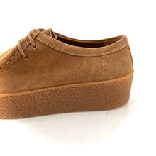 Charger l&#39;image dans la galerie, Chaussure Lacets Semelle Gomme en Daim Sable
