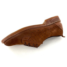 Load image into Gallery viewer, Derby en Daim et Daim Perforé Camel
