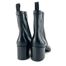 Charger l'image dans la galerie, Boots Talon Trotteur Zippé Intérieur en Cuir Noir
