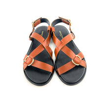 Load image into Gallery viewer, Sandale MAELYS en Cuir Camel
