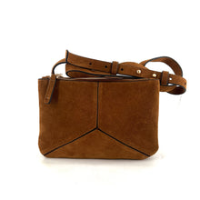 Load image into Gallery viewer, Sac TWENTY-ONE en Suede Gold
