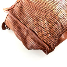 Charger l&#39;image dans la galerie, Sac GLAMOUR V en Cuir Perforé Caramel

