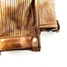 Charger l&#39;image dans la galerie, Sac GLAMOUR V en Cuir Perforé Bamboo
