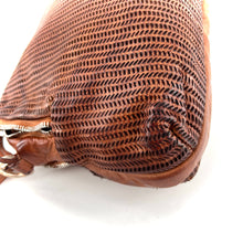 Charger l&#39;image dans la galerie, Sac MY VIVE V en Cuir Perforé Caramel
