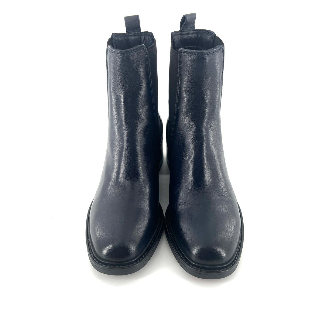 Boots Élastiqué Petit Talon Trotteur en Cuir Bleu Marine