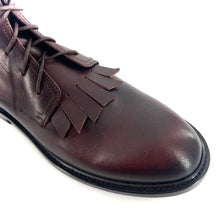 Load image into Gallery viewer, Chaussure Lacets Montante Tige Haute en Cuir Marron Foncé
