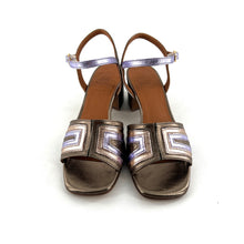 Charger l&#39;image dans la galerie, Sandale Talon Trotteur en Cuir Irisé Bronze Rosée et Lilas
