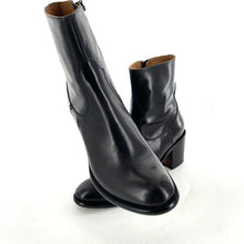 Charger l&#39;image dans la galerie, Boots Tiag Talon Trotteur Tige Haute en Cuir Noir
