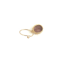 Charger l'image dans la galerie, Créoles KARA en Plaqué Or et Quartz Fraise Rose
