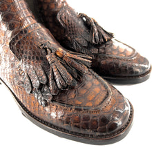 Load image into Gallery viewer, Boots Élastiqué Façon Mocassin en Python Marron
